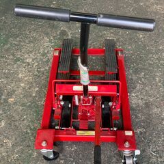 　バイクリフト　500kg 　アストロプロダクツ 低床M/Cジャッキ バイク ガレージ 作業 フロアジャッキ　♪の画像
