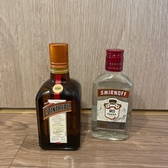 スミノフ　COINTREAU