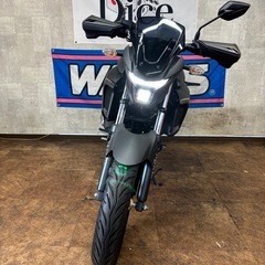 ★スポーツネイキッド！　ヤマハ　FZS25　セル1発　実働車　実走行「3337k」　ゴールドホイール　中型　バイク　　の画像