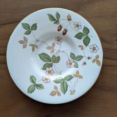 ウェッジウッド ワイルドストロベリー デミタスカップ（6脚）の画像