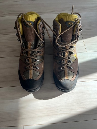 AIGLE 登山アウトドア靴