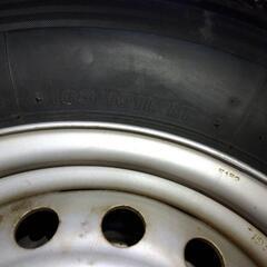 ハイエース用夏タイヤ　195/80R15LT  2本　製造年5019の画像