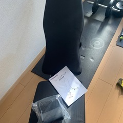 トレーニングチェア　ダンベル
