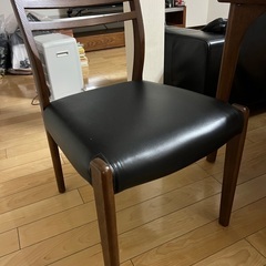 ダイニングテーブル(椅子4脚)の画像