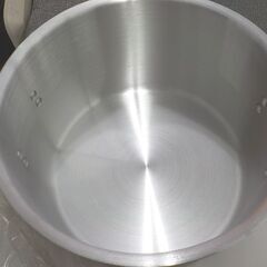 未使用 アルミ製 半寸胴鍋 33㎝ 蓋付き 両手鍋 煮込み料理 業務用 調理器具 西岡店の画像