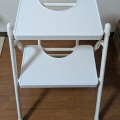 折りたたみ脚立　踏み台の画像