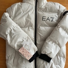 EA7ダウンジャケット