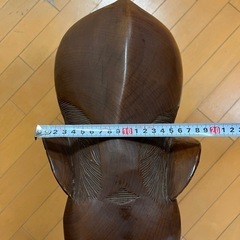 木彫りの象の画像