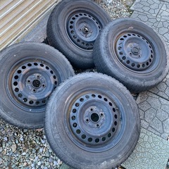 スタッドレスタイヤ、ホイールセット　185/70/R14　
