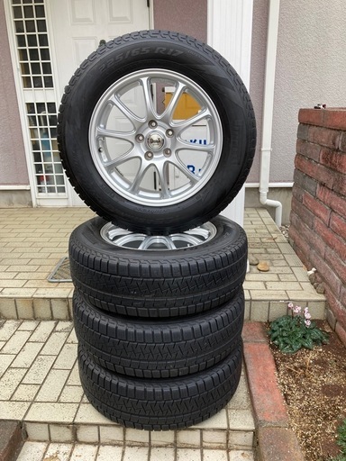 【美品】 225/65r17ホイール付スタッドレスタイヤ 4本セットです