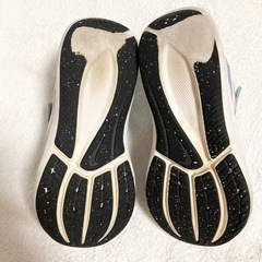 NIKE  18  スニーカー　の画像
