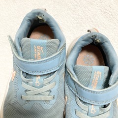 NIKE  18  スニーカー　の画像