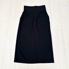No.2︱タイトスカート