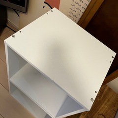 白い収納ボックス2個セットの画像