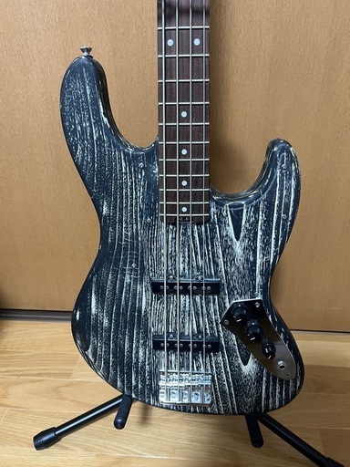 ベース　バッカス