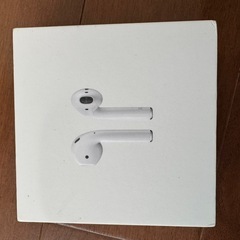 Apple　AirPods、充電ケース付きの画像