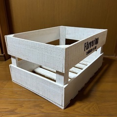 木箱の画像