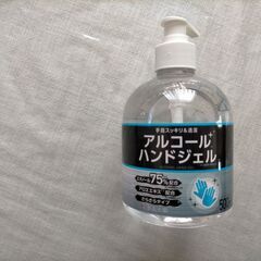 消毒用ハンドジェル（アルコール）です
