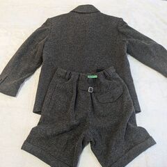 男の子スーツ　130の画像