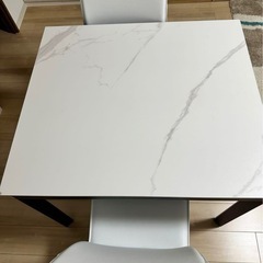 東京インテリア セラミックダイニングテーブルの画像