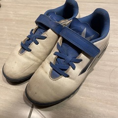 adidas キッズ20cm サッカーシューズ
