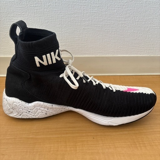 中古 NIKE F.C. ハイカットスニーカー ホワイト/ブラック/ピンク