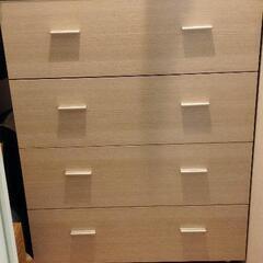 洋服タンスの画像