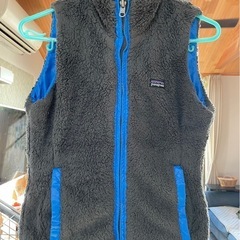 Patagoniaパタゴニア ナイロンフリースベスト リバーシブル アウターの画像