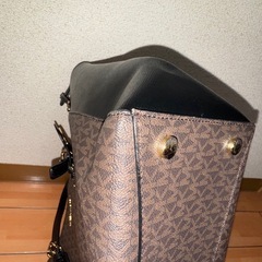 MICHAEL KORS  MKシグネチャー トートバッグ③の画像