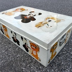 昭和レトロ 着物、洋服収納ケース金属製2