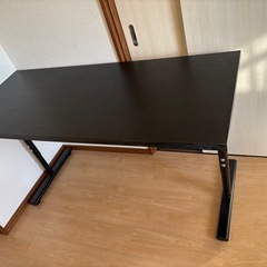 ニトリ　高さ調整可能テーブル