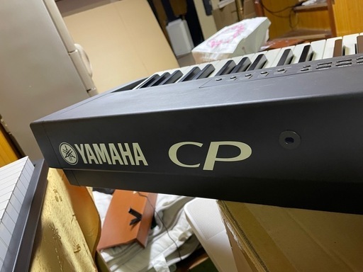 YAMAHAヤマハ CP33 ステージ キーボード 電子ピアノ 88鍵 (上