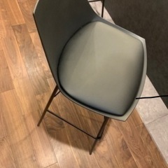 カウンターチェアの画像