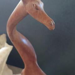 キリンの置物　木製の画像