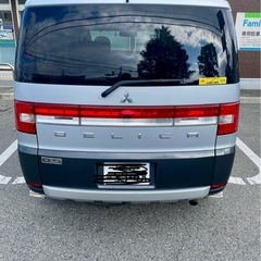 三菱デリカD5、4WD車検8年8月の画像
