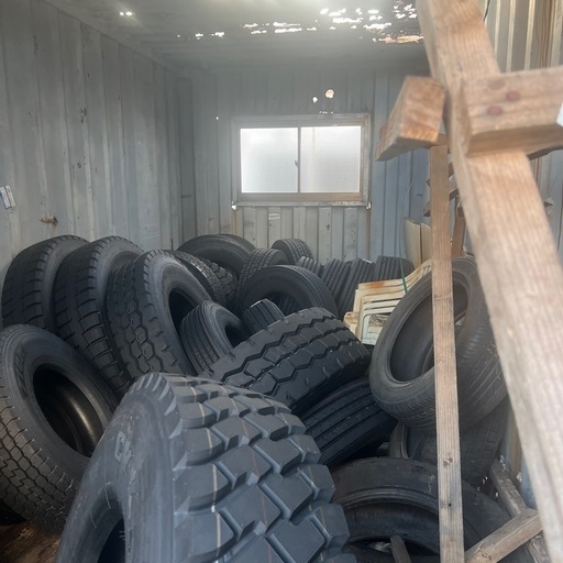 トラック用タイヤ　格安販売