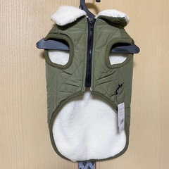 未使用 LIFELIKE ライフライク ミルアウトドア キルティング ハーネス一体型 犬 服 モコモコ ジャケット ジャンパー オリーブ カーキ 3Lの画像