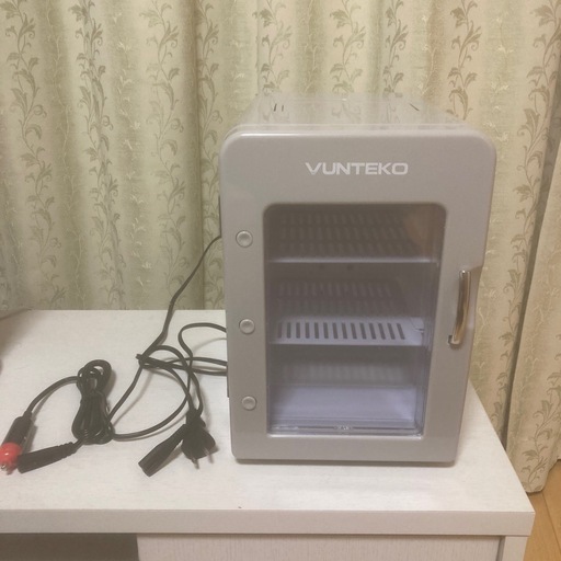 ポータブル冷蔵庫4L
