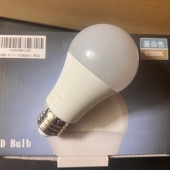 LDE電球 ３つ8時間使用 ２つ未使用の画像