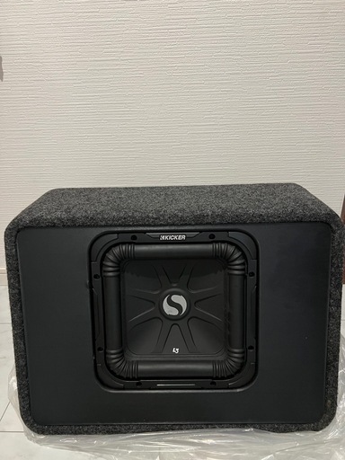 KICKER L3ウーファー、カーペット仕上げ