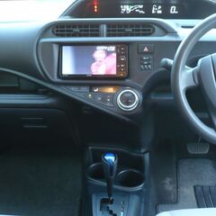 ★美車★1オーナー車★２８年式★中期型★アクア L★ナビ＆TV★ETC★セーフティセンス★車検８年１月の画像