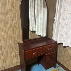 化粧台、無料であげます。