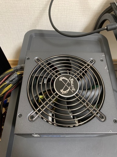 電源ユニット　700W