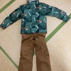 スキーウェア　140cm 中古　美品