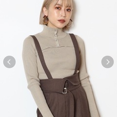 MURUA フロントボタンタイトニットの画像