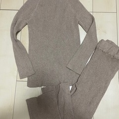 リブニット　セットアップ