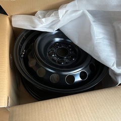 トヨタ 新型シエンタ純正15インチ スチールホイール、カバーセットの画像