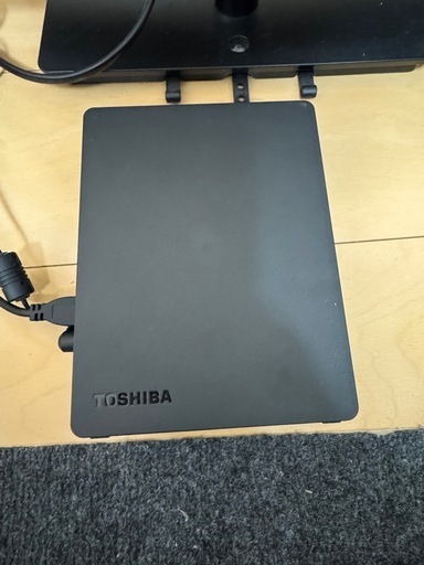 TOSHIBA 外付けHDD 1TB HD-ED10TK