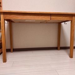無印良品　無垢材デスク（引出付）・オーク材