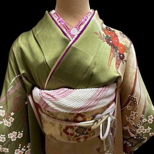☆上品な古典柄振袖☆振袖フルセット 抹茶色 緑系 金彩 御所車 ぼかし